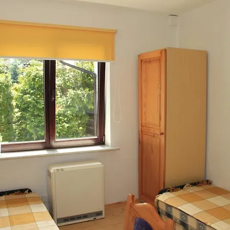 Apartment Pokoj Z Lazienka, Aneks Kuchenny, Ogrod *