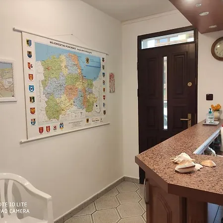 Pokoj Z Lazienka, Aneks Kuchenny, Ogrod *